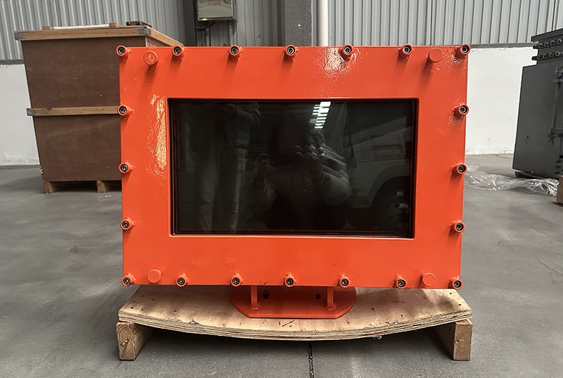 廠房實(shí)拍 國(guó)諾 防爆計(jì)算機(jī) 2.JPG