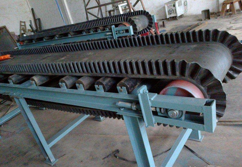 皮帶秤原理介紹：設(shè)計參數(shù)成為設(shè)備選擇重要因素